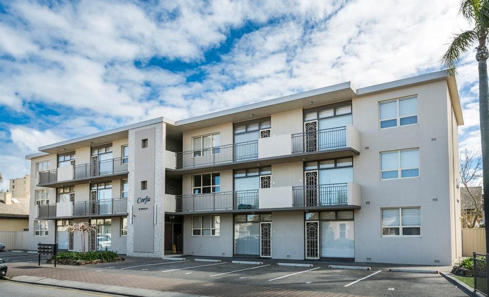 Glenelg Holiday Apartments - Corfu Adelaide Værelse billede