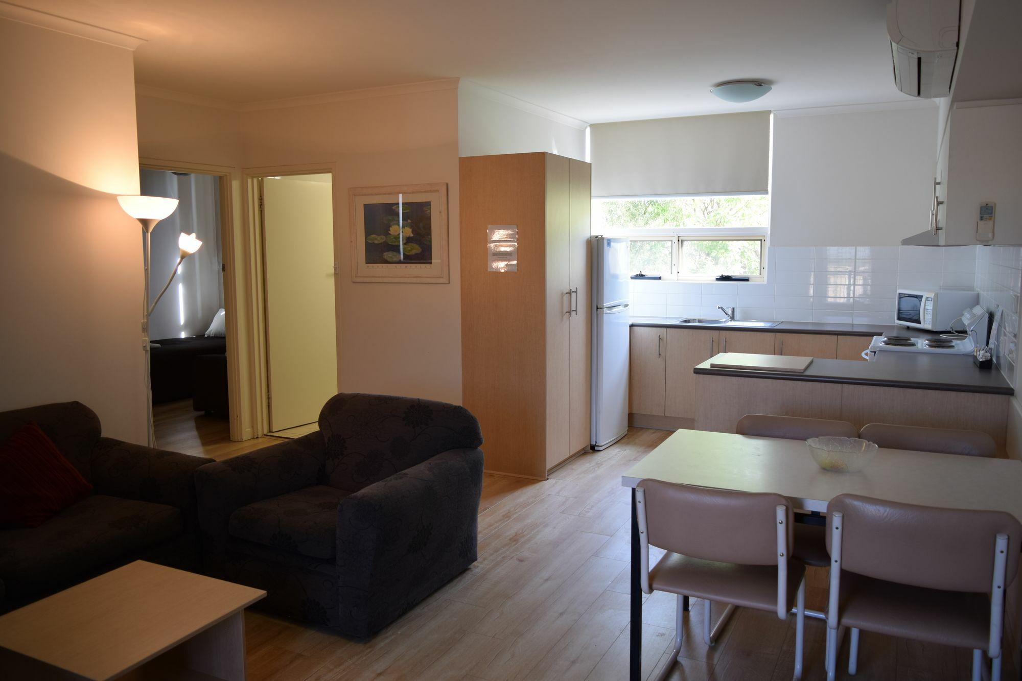Glenelg Holiday Apartments - Corfu Adelaide Eksteriør billede